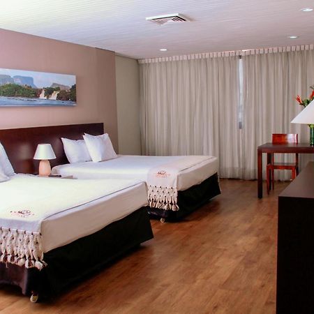 Hotel Cct Caracas Esterno foto