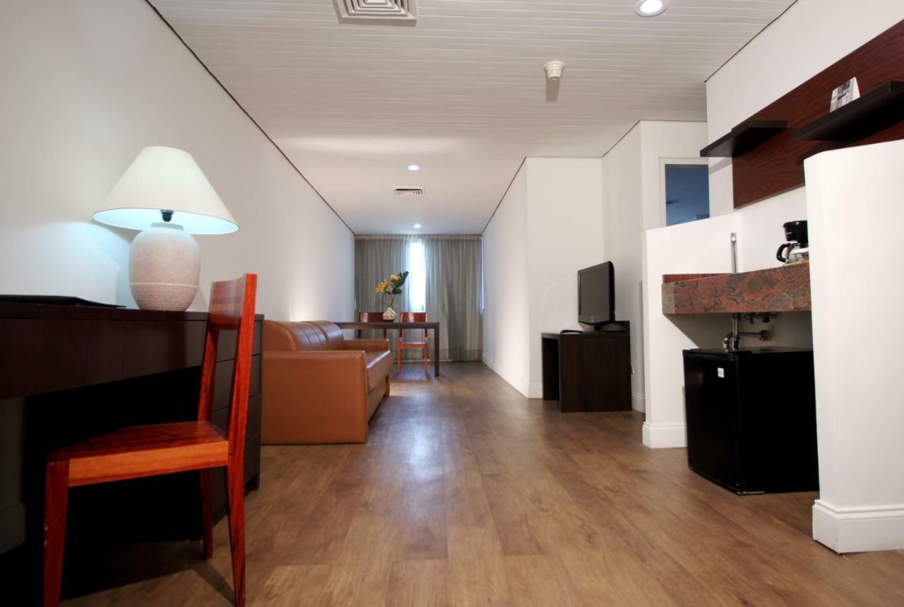 Hotel Cct Caracas Esterno foto