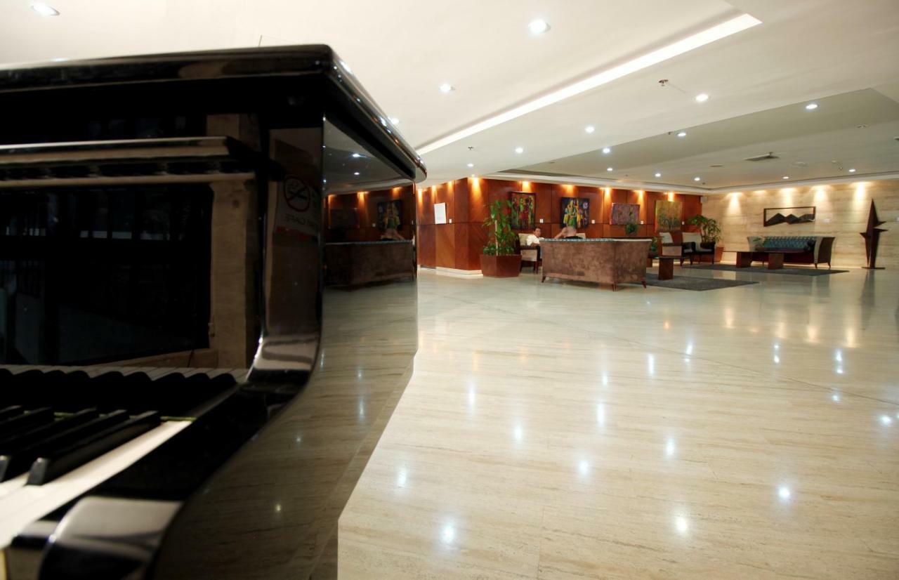 Hotel Cct Caracas Esterno foto